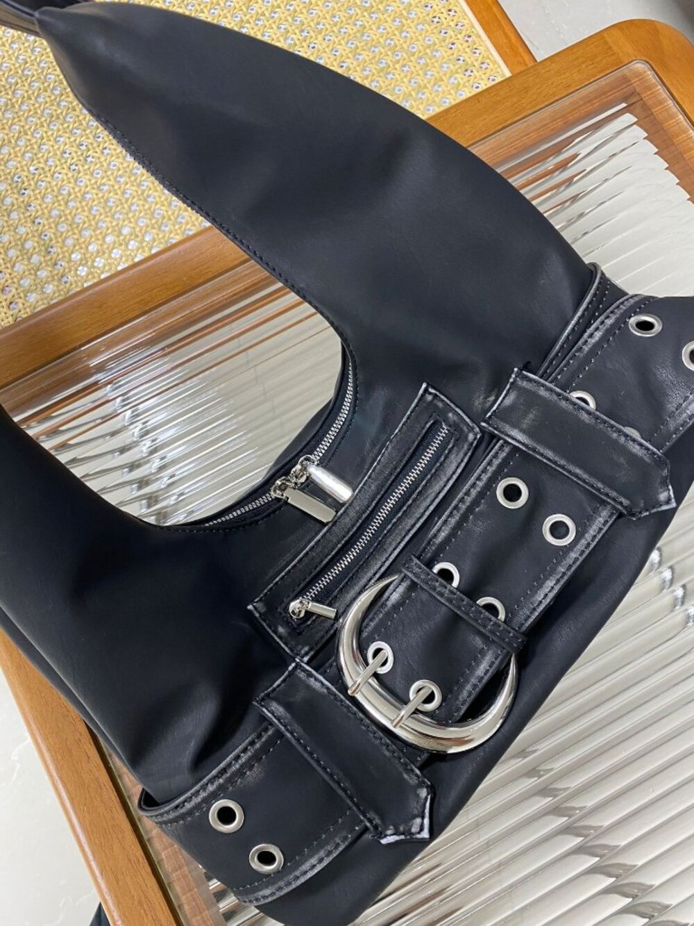 Y2K Distressed Leather Shoulder Bag | Grunge Punk Large Tote with Oversized Buck